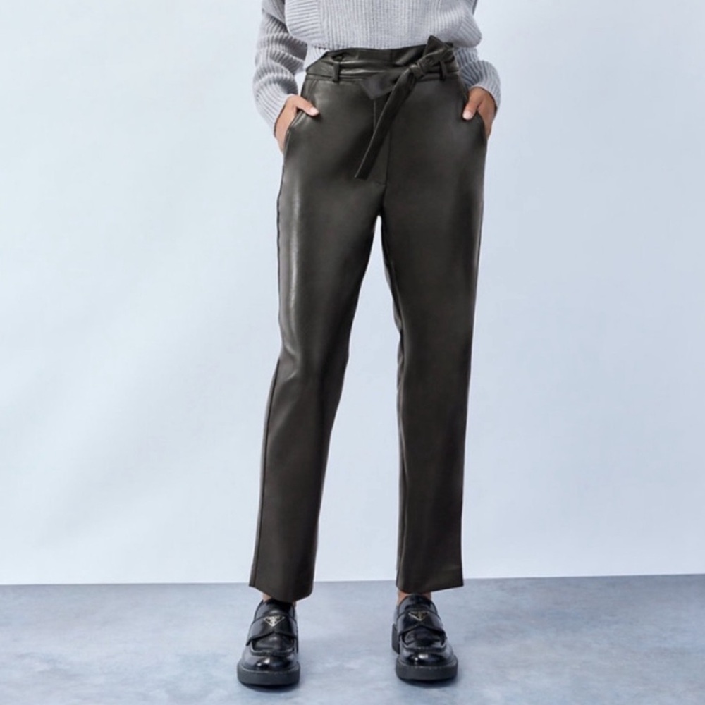 Aritzia Babaton Brown vegan leather pants 8